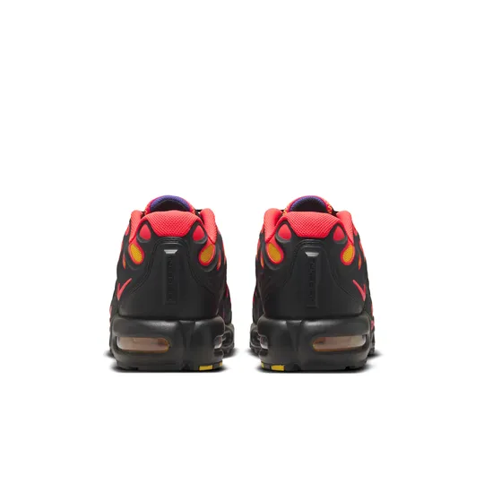 Air Max Plus Drift (Black/Bright Crimson)