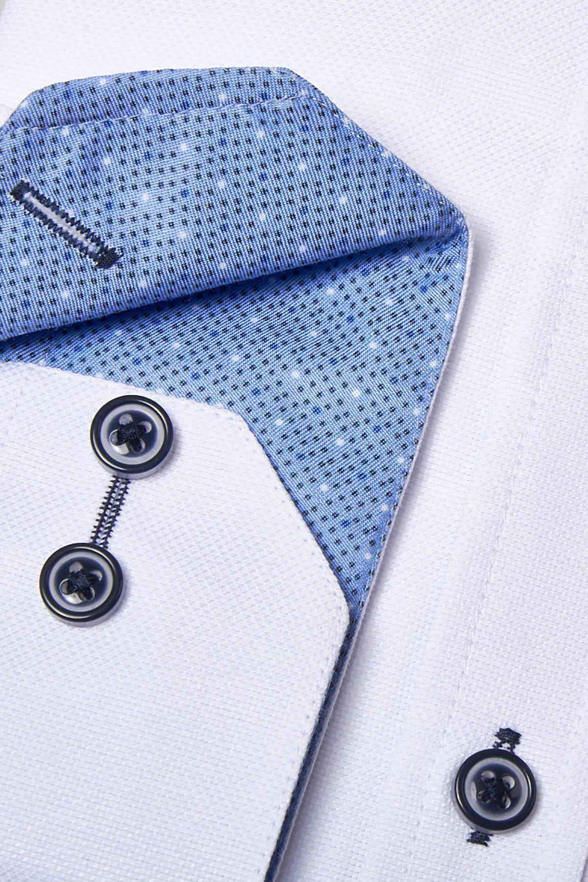 ARCHIE - White Grandad Collar Shirt With Navy Buttons