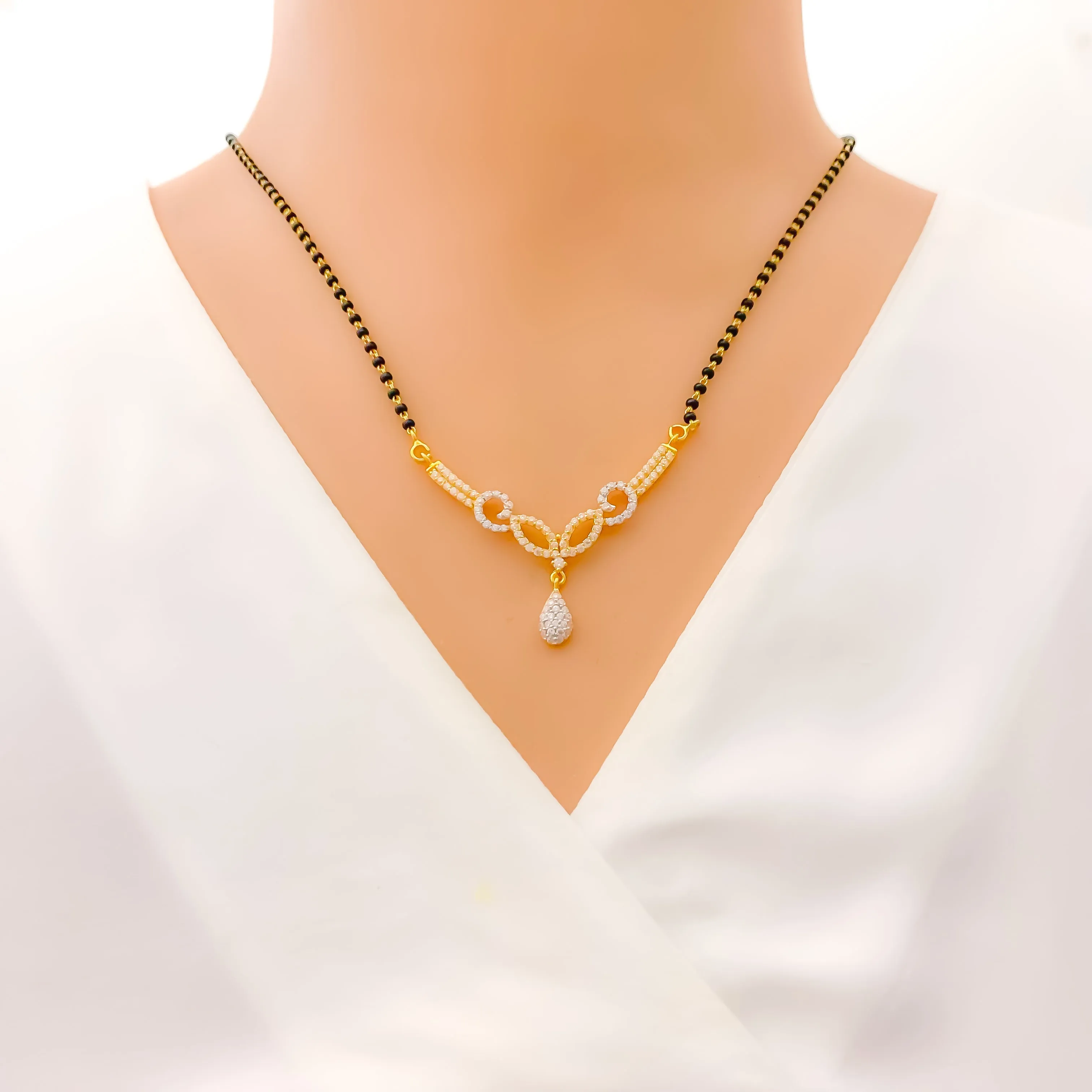 Beautiful Leaf Accented 22k Gold CZ Mangal Sutra Necklace Set