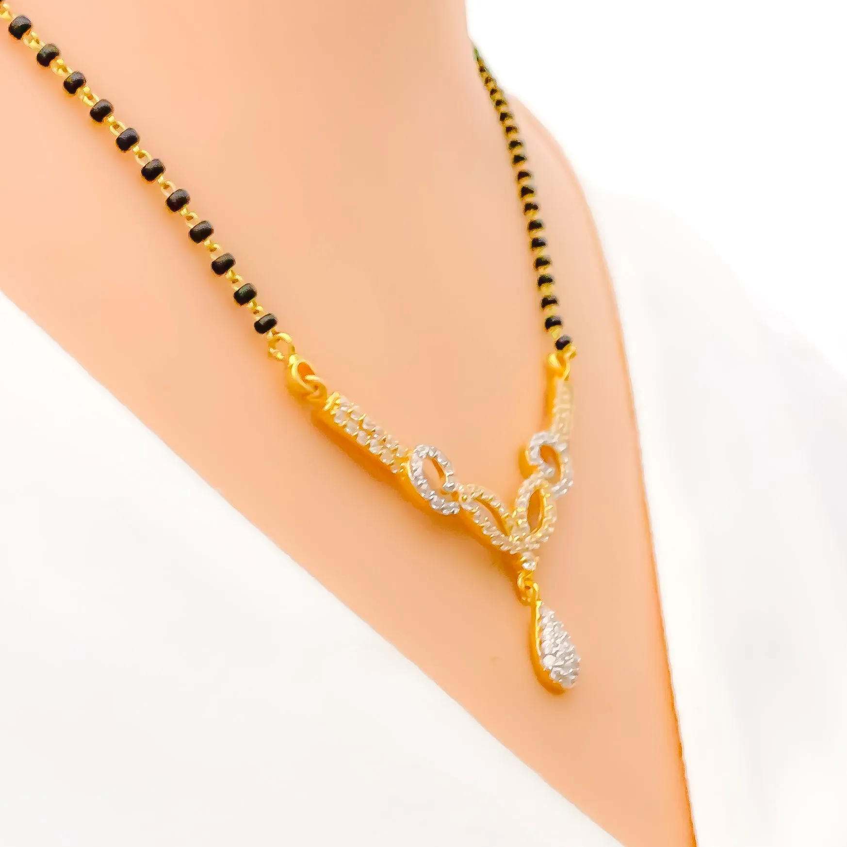 Beautiful Leaf Accented 22k Gold CZ Mangal Sutra Necklace Set