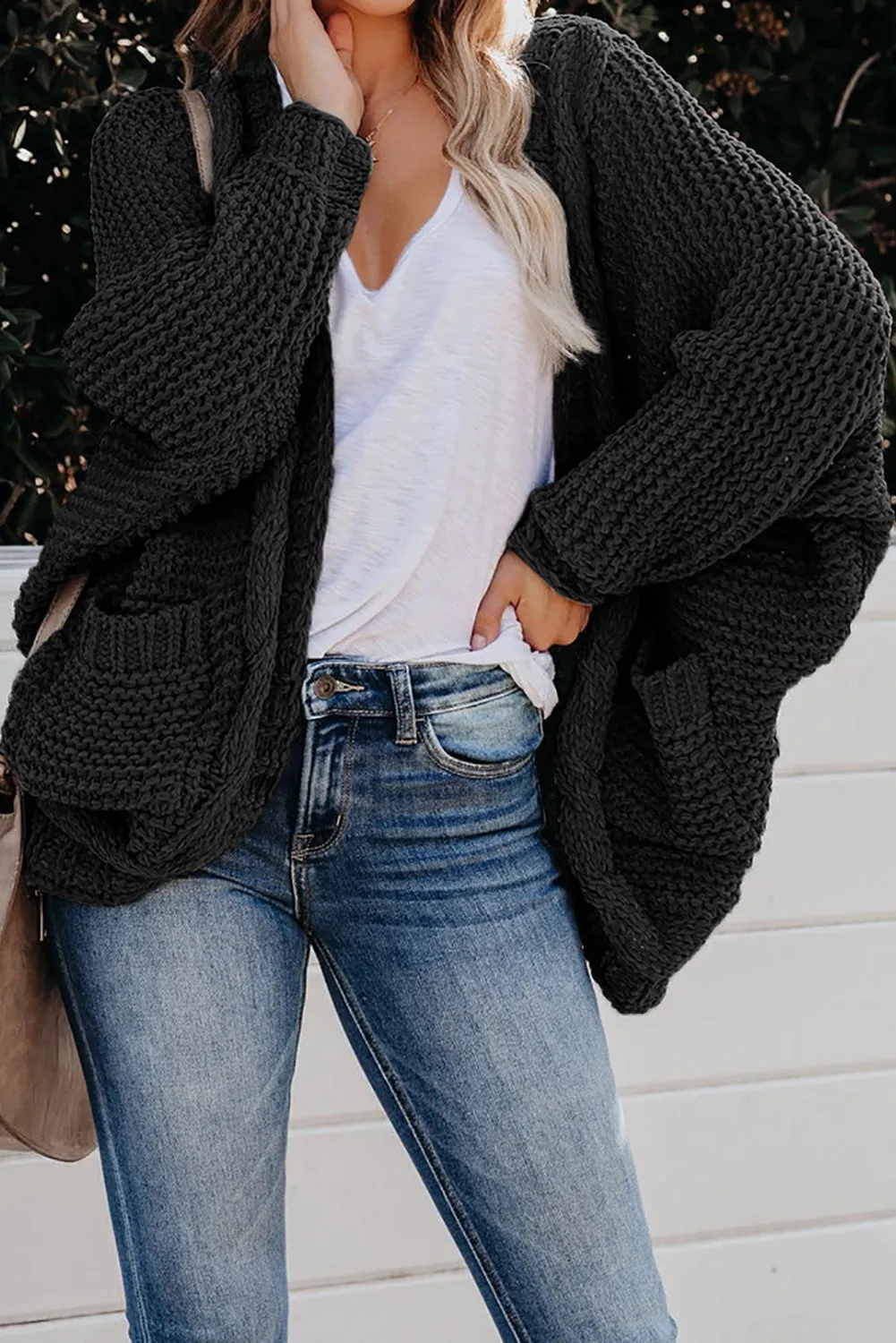 Black Chunky Knit Pocketed Cardigan