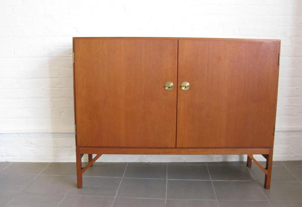 Cabinet for CM Madsen, 1955