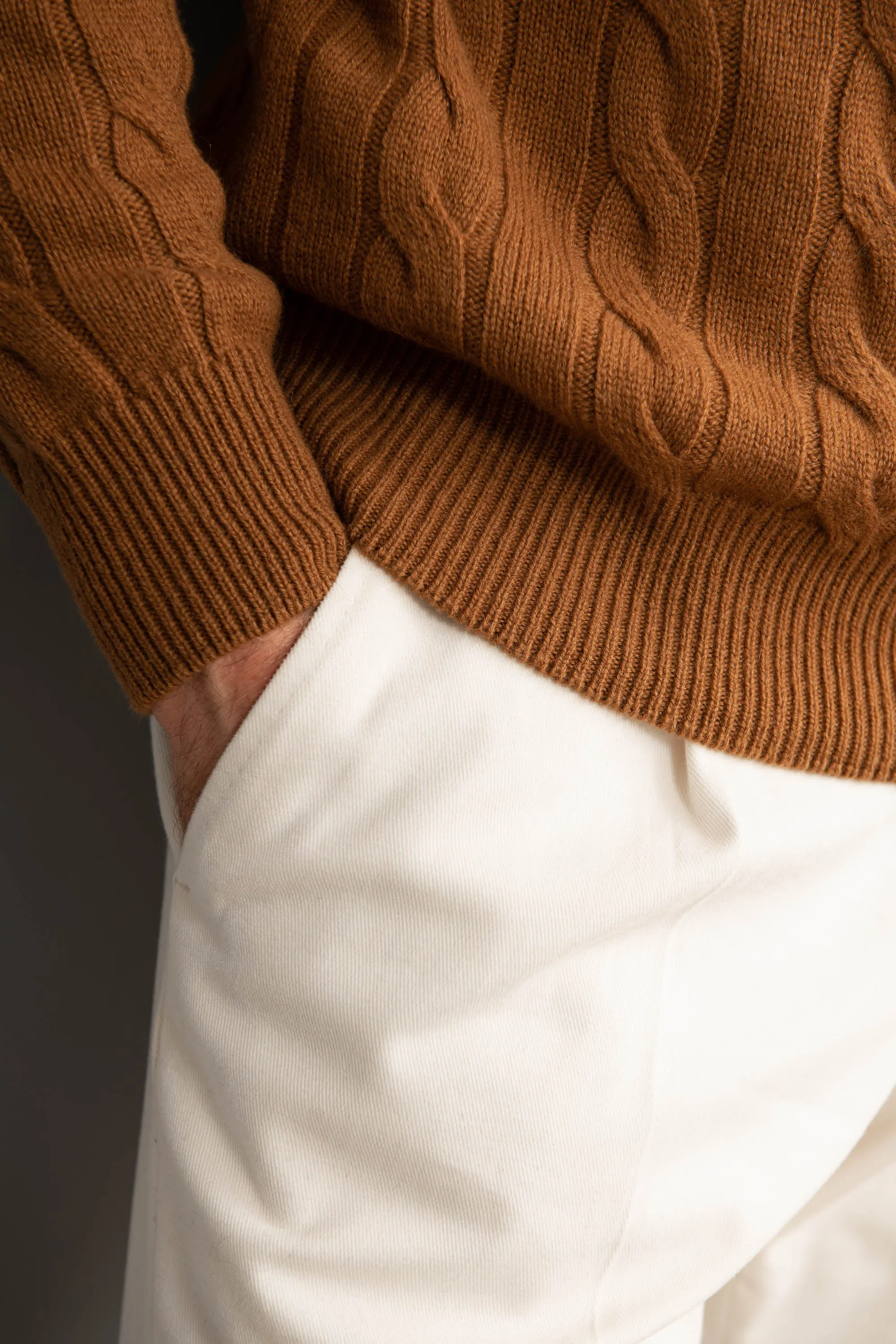 Cognac turtleneck – Made in italy