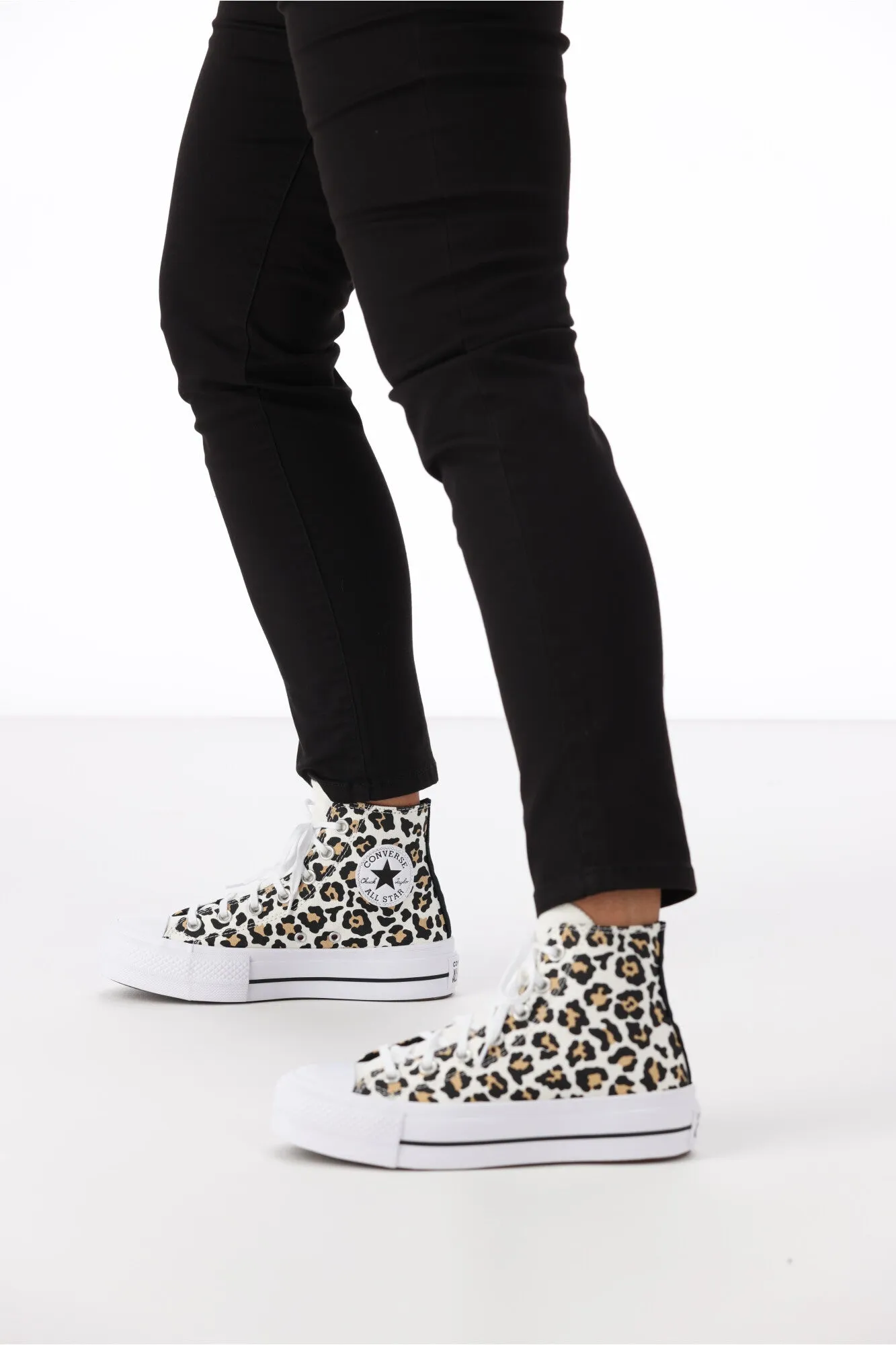 Converse Chuck Taylor Lift Leopard Love High White