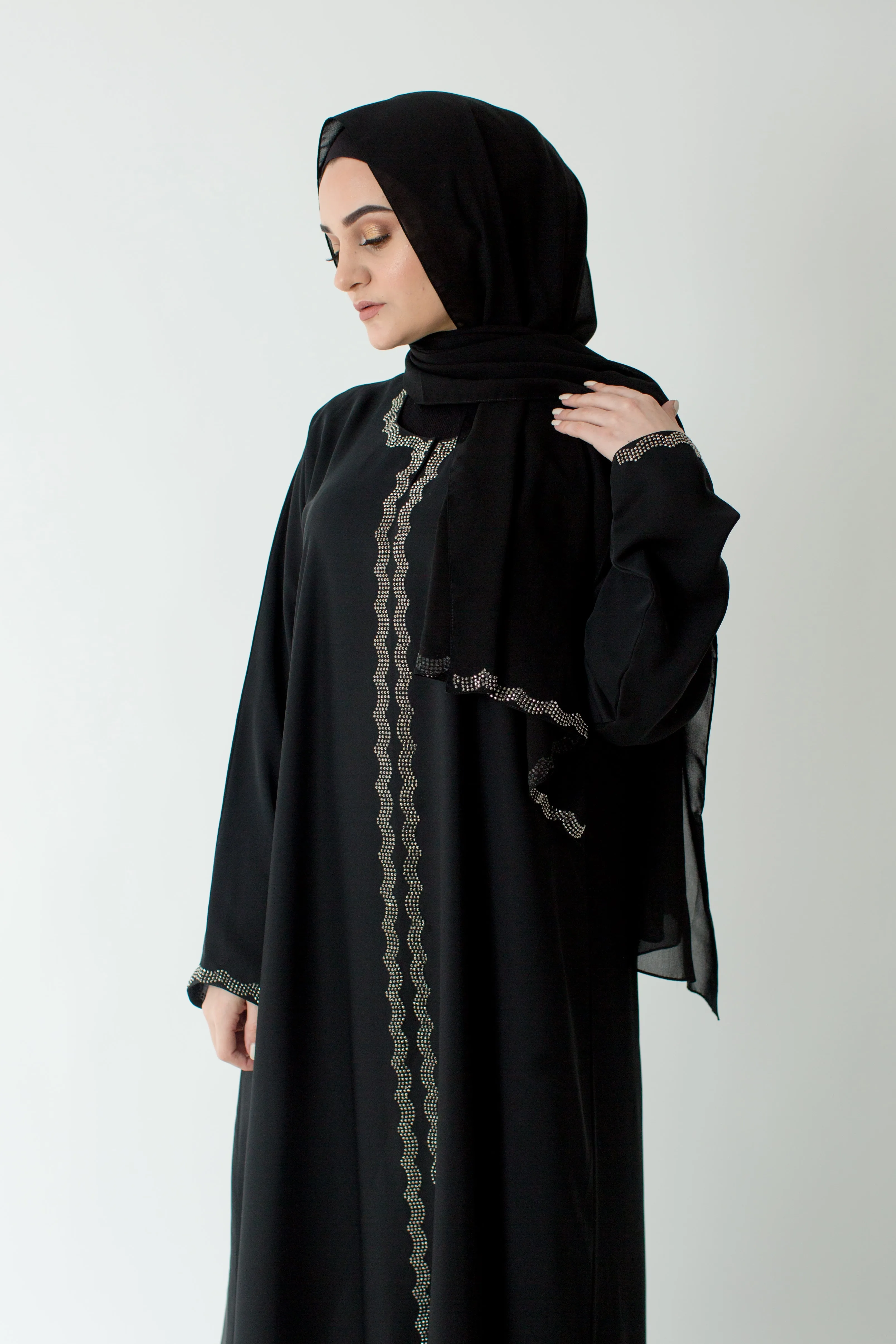 Farah Closed Abaya