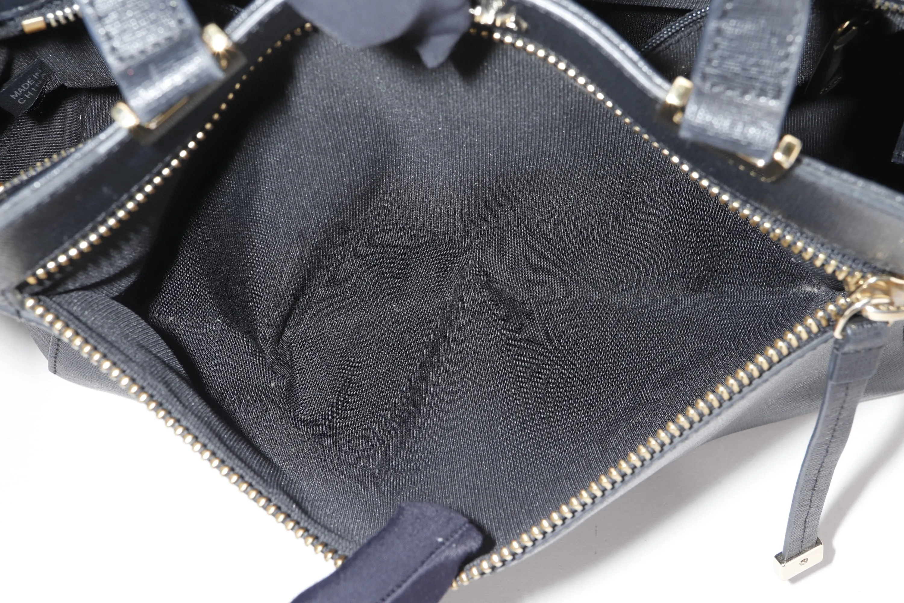 FURLA BLACK LEATHER TOTE, WITH STRAP & DUST COVER