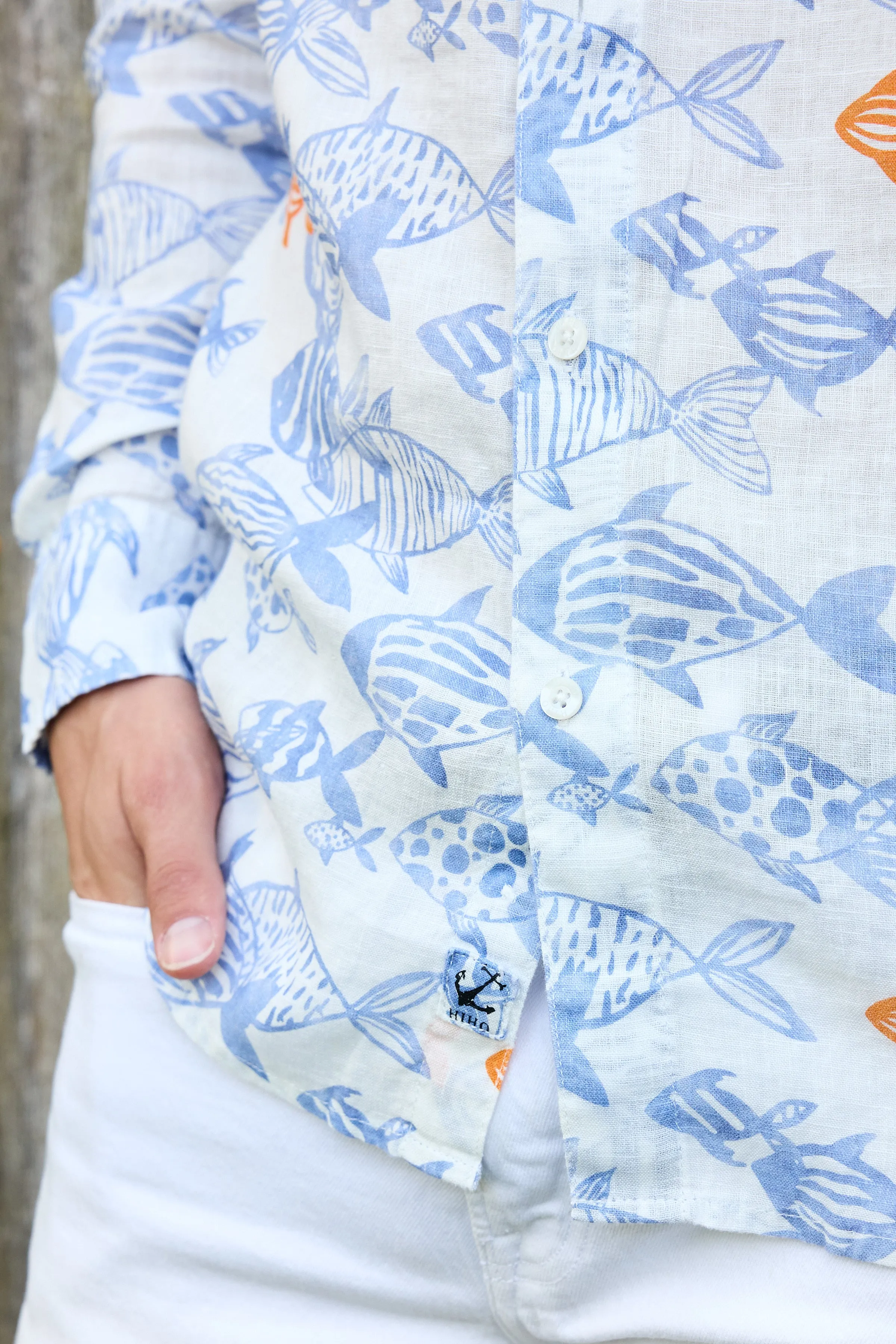 Jeremy Linen Shirt - Dominica Schooling Fish